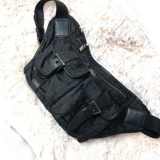 Burberry Black Label Body Bag Nylon Leather Men Bag JPN Original Collection VHTF