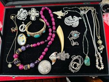 Vintage Lot Of 18 Jewelry Pieces Some Signed