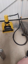 Hydrafore Hydraulic Busbar Cutter including manual hydraulic pump Guillotine