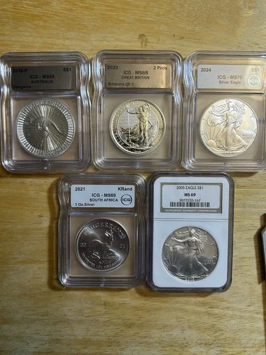 LOT OF (5) MIXED SILVER COINS & SILVER EAGLES MS68-69-70 5 TOTAL 1 OZ SILVERS