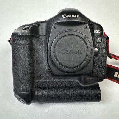 Canon EOS-1D Mark II Digital SLR Body   8.2MP   Updated Firmware