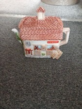 Vintage 1991 Annie Rowe - The Village Teapot Collectables - Tack Room