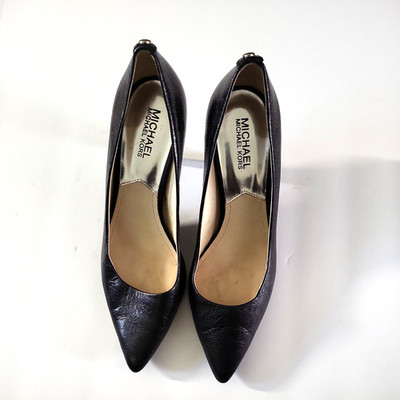 Michael Kors Dorothy Flex Pump Heels Black Leather Women's Size 8.5M Pointed Toe