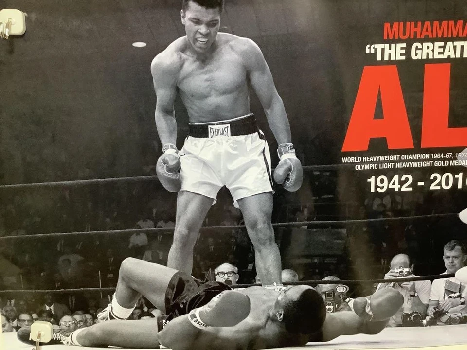 Muhammad Ali Poster 1942-2016 THE GREATEST boxing Japan 24 x 35 inch - Image 2 of 3