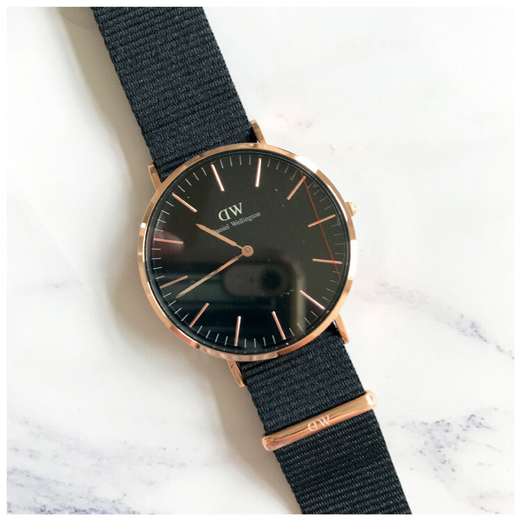daniel wellington sports watch
