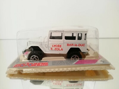 Majorette 4x4 Toyota Jeep Refuge De Cathy in weiß in Box