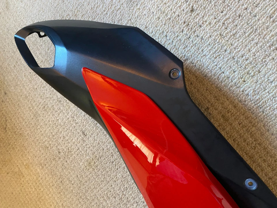 Ducati Multistrada 1200 1200S left side airscoop nose fairing panel RED spotles — 第 4/4 张图片