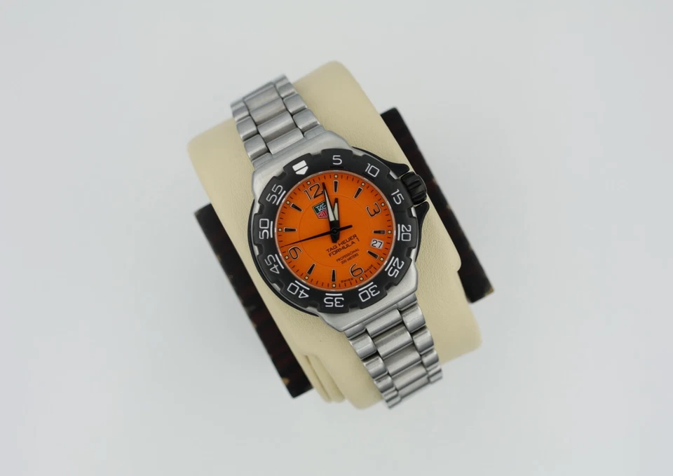 Часы Tag Heuer WAC1213.BA0851 среднего размера Formula 1 оранжевые серебристые черные мужские женские - Изображение 2 из 4