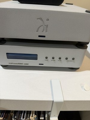 Wadia Digital 151 PowerDAC Mini Integrated Amplifier USB TOS Optical Coax 
