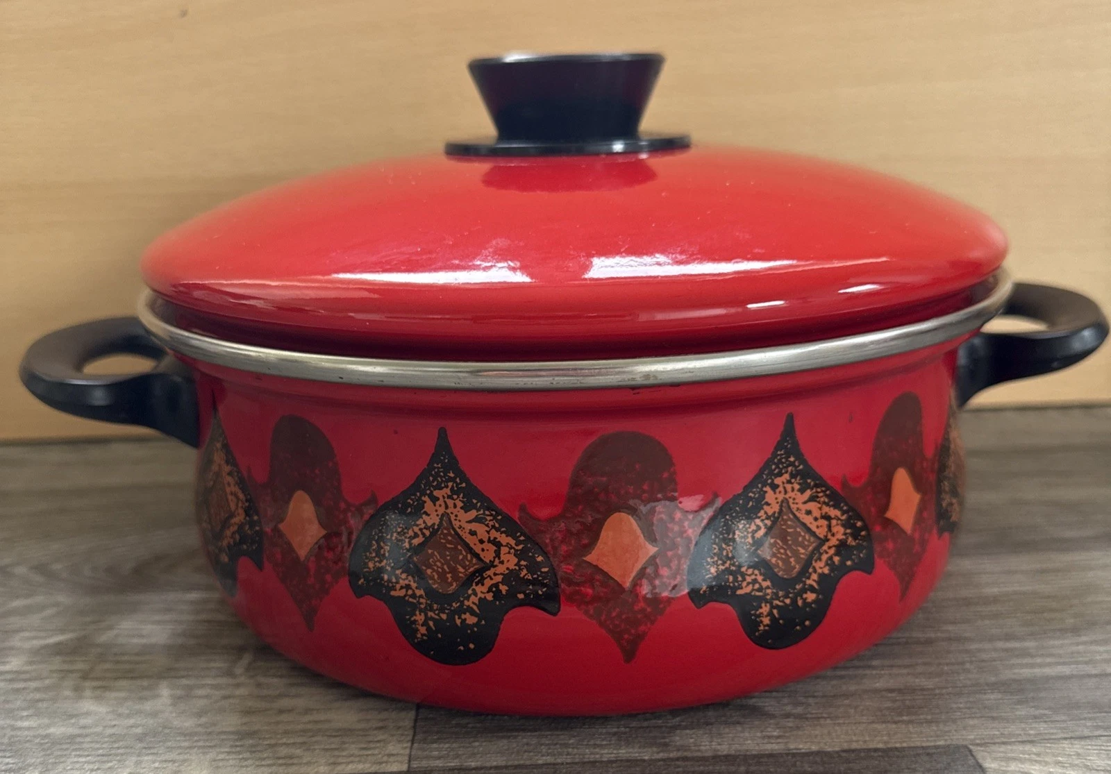Austria Email Enamel Pot Cook Crock Vintage Red Pattern 24cm