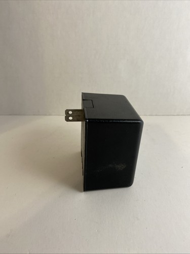 Power Sonic PS PSC-12500-A Automatic Battery Charger 12V (DC) 0.50A (500mA) - Picture 2 of 6