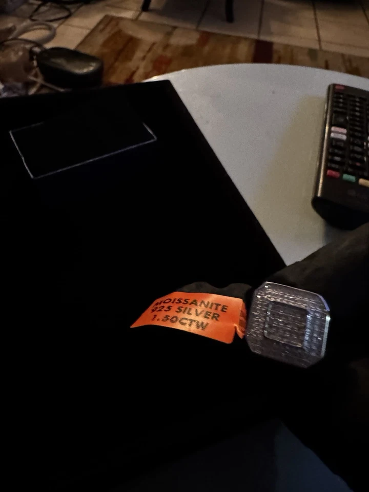 Men 1.5 Carats Moissanite rhodium platinum over 925 sterling silver size 10 ring - Image 2 of 4