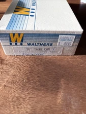 HO Walthers "SHELL"36' Black Single Dome Tank Car Kit. #1265