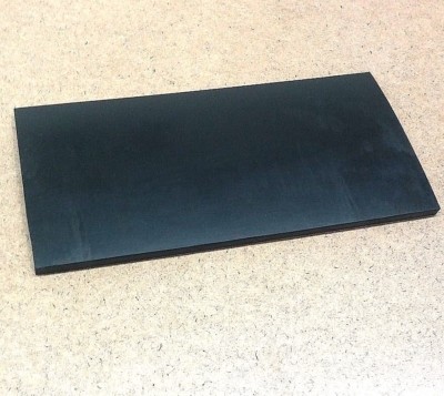 Neoprene Rubber Sheet  Solid 3/8'' Thick x 3'' W x 4'' L Rect Mounting Pad 60 Duro