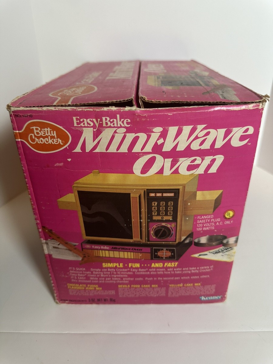Vintage Easy Bake oven 1970's Missing Baking Trays Tested And Works!