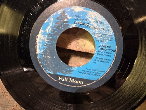 45 Record Chicago Love Me Tomorrow / Bad Advice 7" 45 Full Moon Vtg Music - Picture 4 of 5
