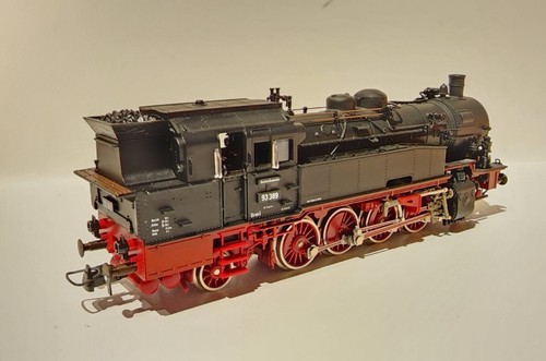 Roco HO BR 93 2-8-2 Steam Locomotive #93 389 - Picture 3 of 11