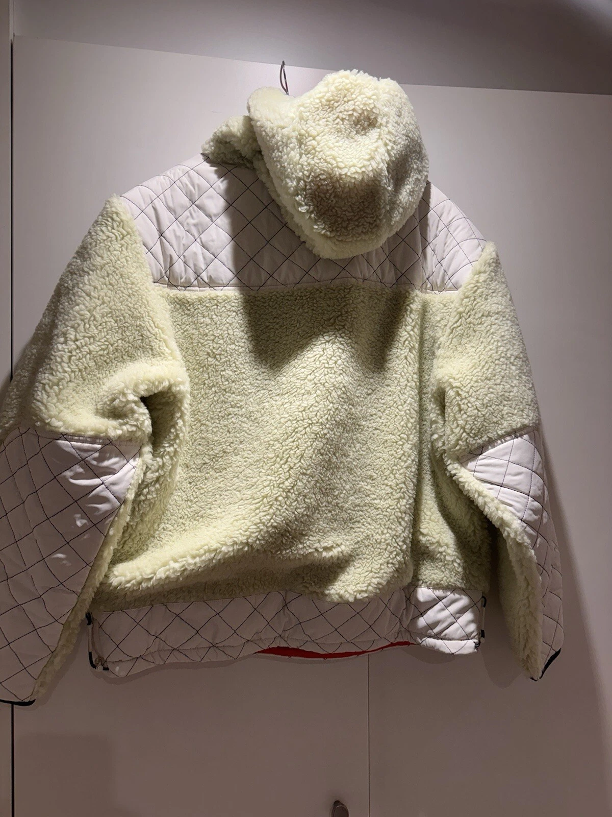 Tory Burch maglione oversize in pile con cappuccio taglia media