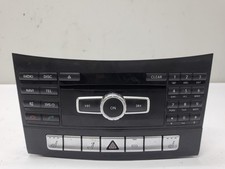 Mercedes W212  Navigationsger&auml;t Navi Radio Autoradio  A2129001826  (02)