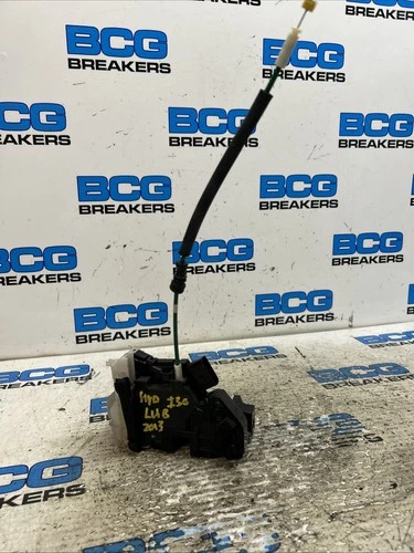 2013 HYUNDAI I 30 REAR  DOOR LOCK PASSENGER SIDE 81410-A6110