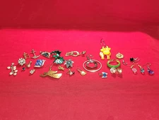FINDINGS-Large Mixed Jewelry Making Lot of 30 Pc. Craft & Jewelry Making Items