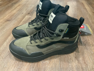 NWT VANS UltraRange EXO Hi MTE-2 Dark Olive Green Boots VN0A4BVSDOL Men's 10