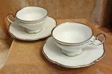 2 Saladmaster Estate Porzellan Wedding Band Cups & Saucers-White, Platinum Trim