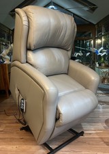 Celebrity Riser Recliner Chair leather Dual Motor – Standard size