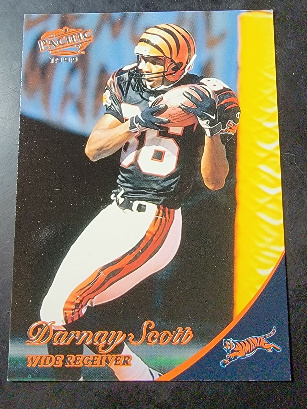 1999 Pacific Football #98 Darnay Scott 