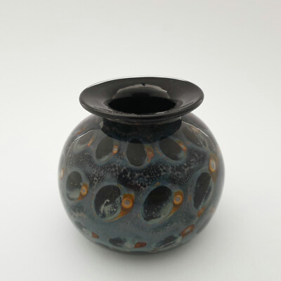 Vase mit Pfauenaugendekor, signiert  EISCH.