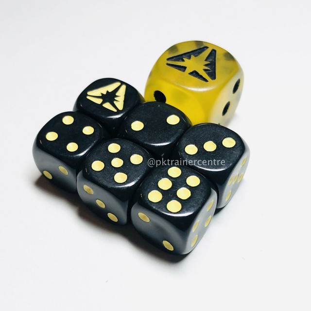 Pokemon TCG Ultra Prism Yellow ETB Elite Trainer Box Dice Set | eBay