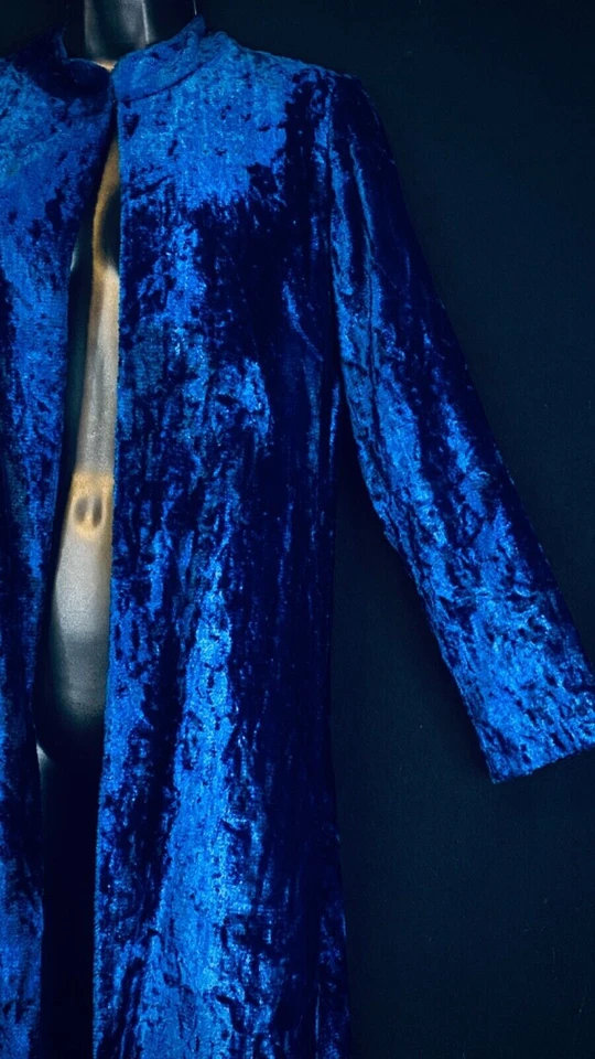 Vintage 1960s long blue crushed velvet jacket cobalt duster mod swing coat XS S - Image 2 of 4