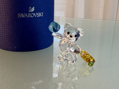 Swarovski Figurine 5491972 Kris Bear I Travel Around the World 4.1