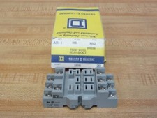 Square D 8501-NR82 Relay Socket 8501NR82 Ser.A Front Wired