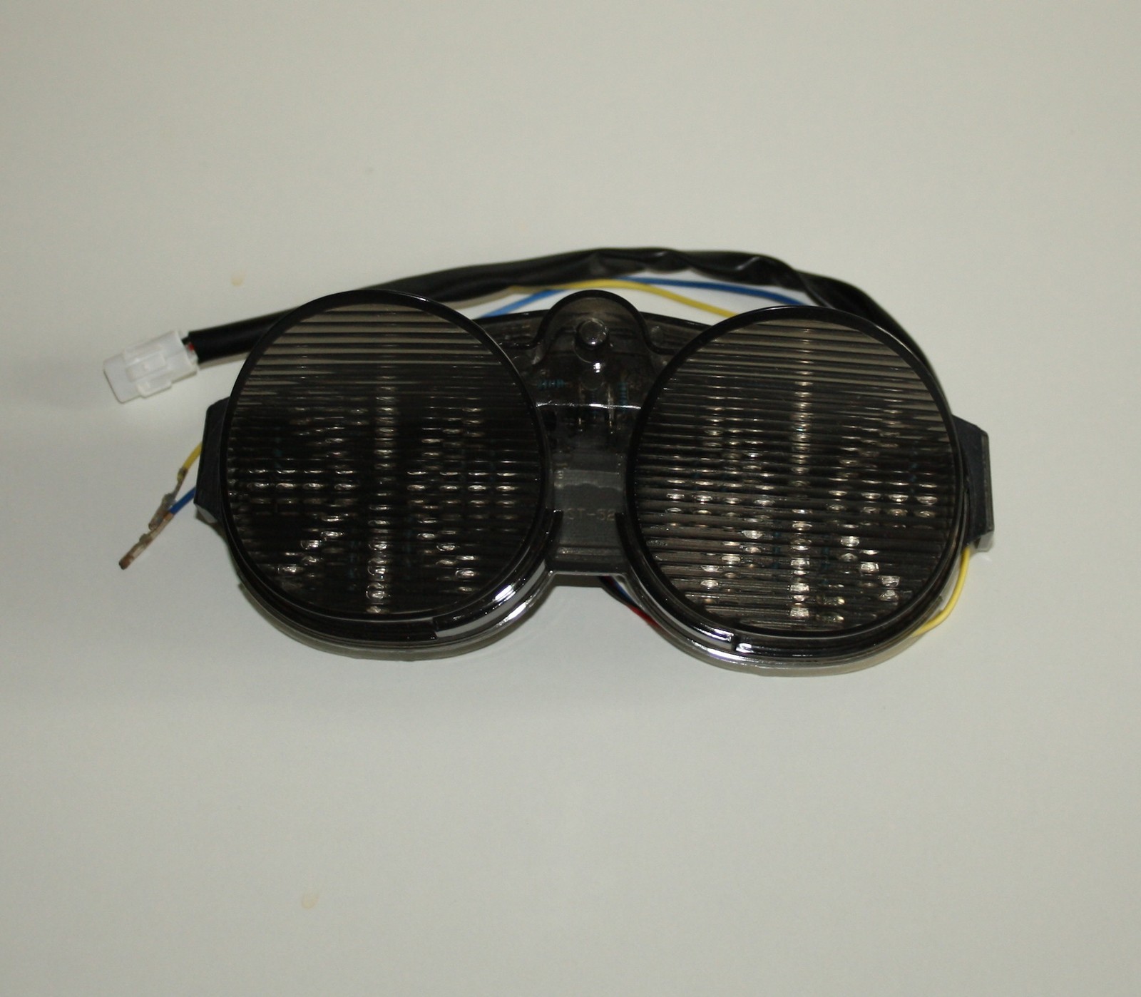 Feu clignotant LED intégré Yamaha R6 pour balades nocturnes