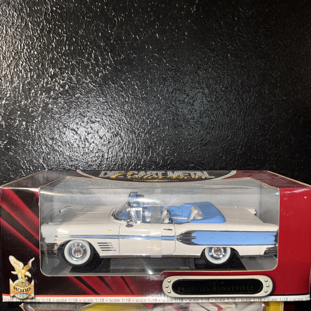 【値下げ】1/18 1958 PONTIAC BONNEVILLE 絶版品 1958 Pontiac Bonneville convertible toy classic car, 1:18 scale