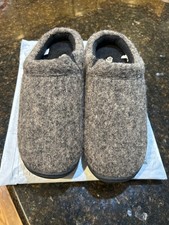 mens brown Acorn slippers size 9-10