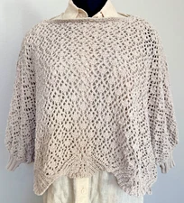 Jessica Simpson Beige Crochet Knit Sweater poncho Size XS Boho Cottagecore