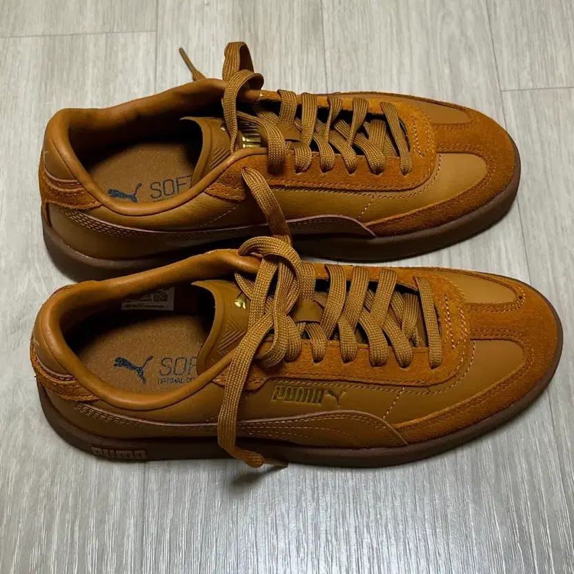 Puma Club 2 Caramel Latte Gold Sneakers - New, Size 230 thumbnail 3