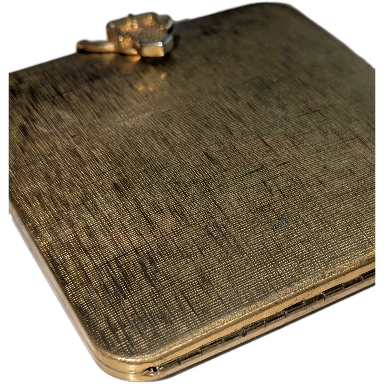 Vintage Volupte Gold Tone Compact Mirror Cute Belt Clasp Makeup Powder EUC 