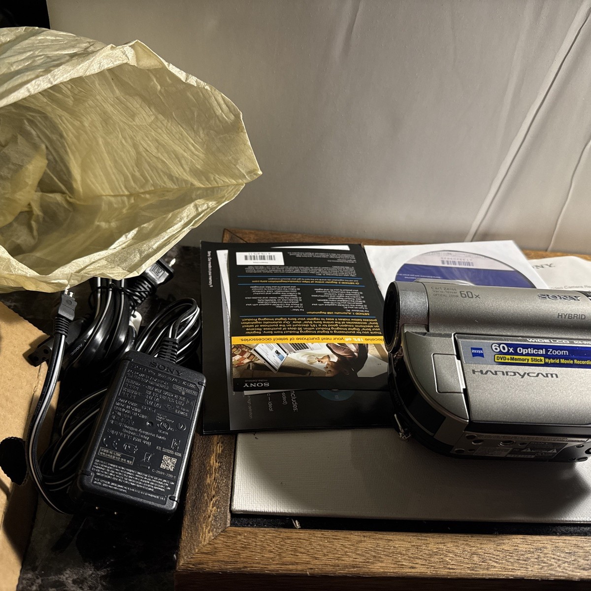 【レア】SONY HANDYCAM DCR-DVD650 Sony DCR-DVD650 review: Sony DCR-DVD650 - CNET