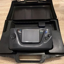 SEGA GAME GEAR Console Rétro + Mallette Officielle – S’allume Écran Noir
