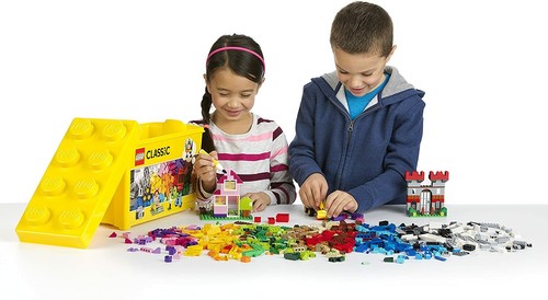 LEGO Classic Large Creative Brick Box 10698 Build Creative Toys 790 Pieces - Picture 1 of 6