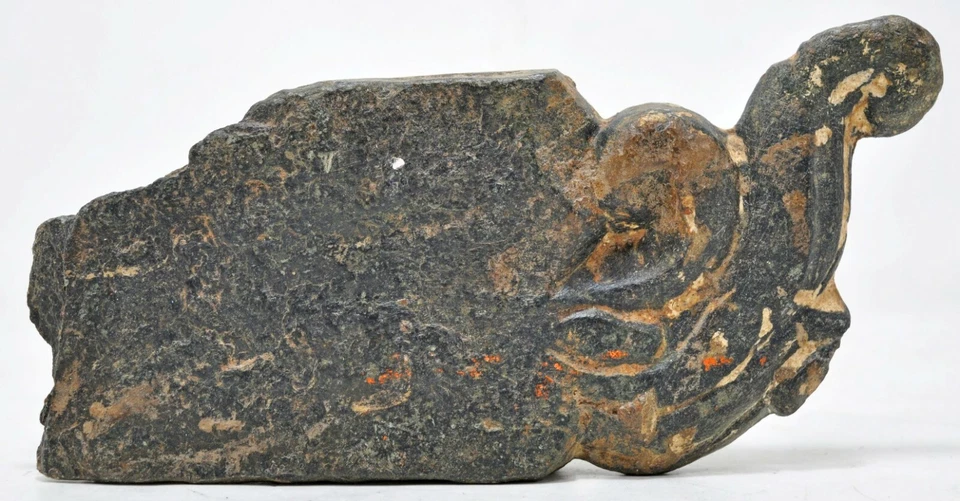 Antiguo gancho para pájaros de piedra verde original tallado a mano Foto 4 de 4