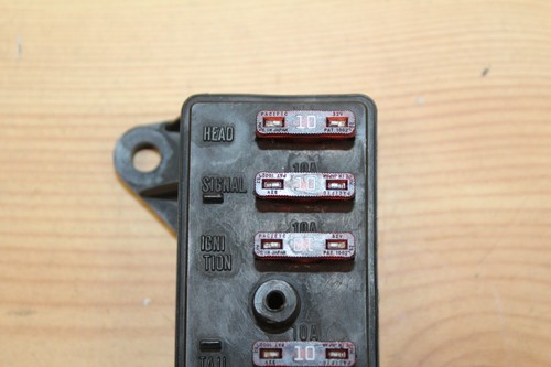 1988 Suzuki GSX1100 GSX 1100 J KATANA OEM Fuse Box Holder Wiring 36740-27A00 - Picture 2 of 8