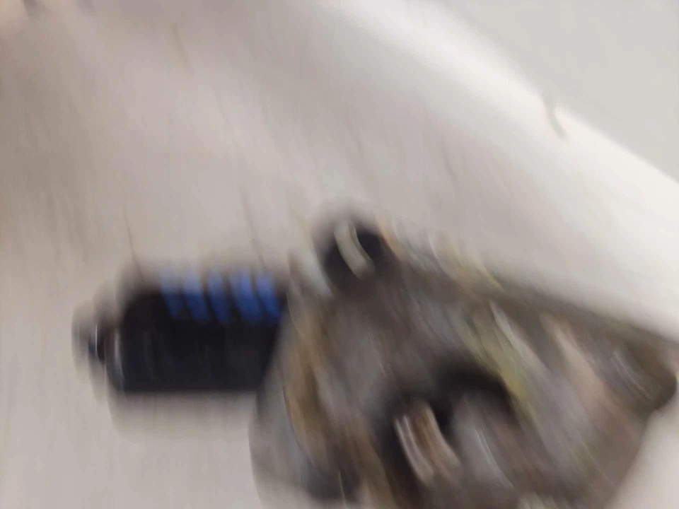 Motor limpiaparabrisas delantero OEM 93-96 MITSUBISHI MIRAGE Foto 4 de 4