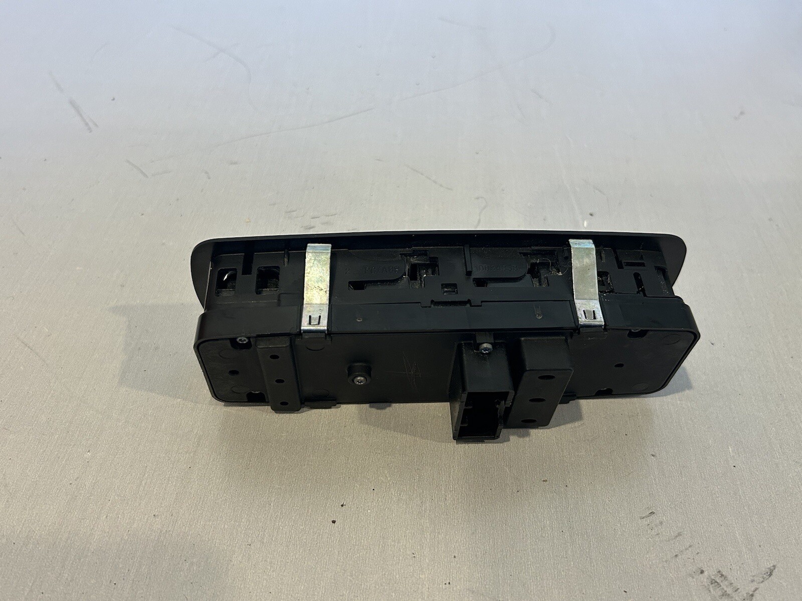 17 2017 MASERATI GHIBLI OEM FRONT DOOR MASTER WINDOW SWITCH 670025406