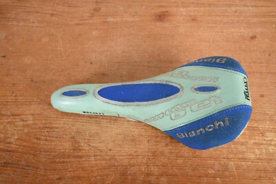 Turbo 1980 et Flite 1990 Selle Italia réédite des selles
