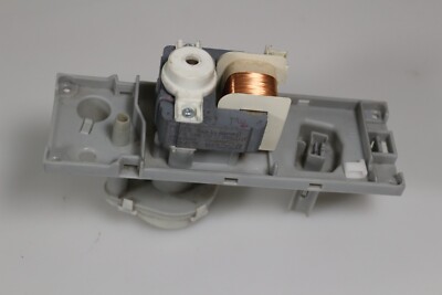 Siemens WT43N280/01 Pumpe Kondensatpumpe ebmpapst 24W 9000434888 00651615