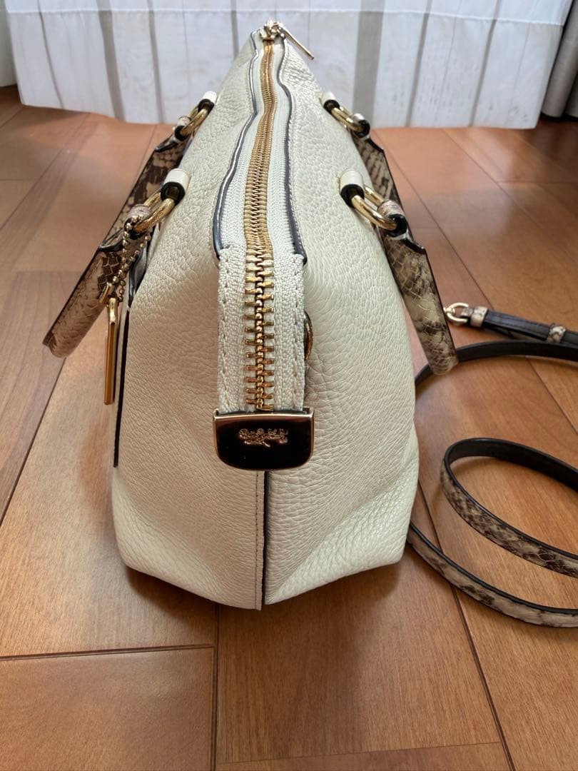 COACH Snake-Pattern Leather Mini Shoulder Bag Whi… - image 4